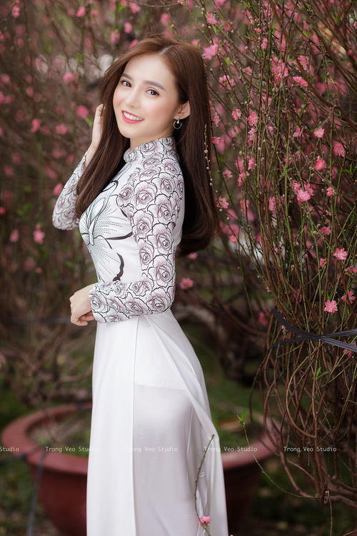 滑板世界杯中国少年闪耀世界舞台，少年滑板比赛